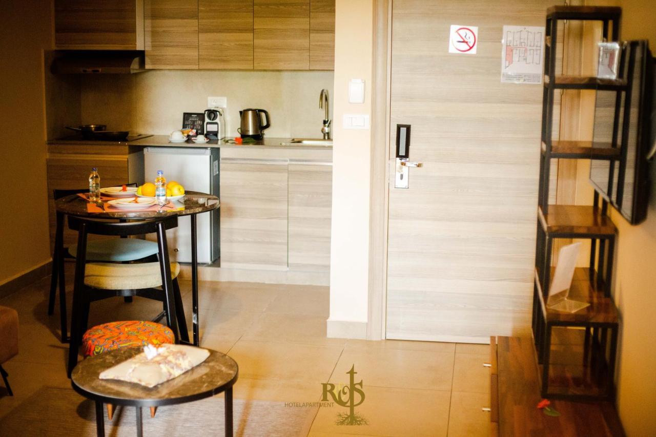 Roots Hotel Apartments Abidjan Eksteriør billede