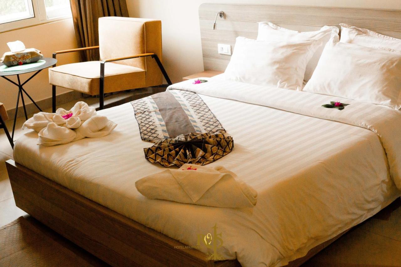 Roots Hotel Apartments Abidjan Eksteriør billede
