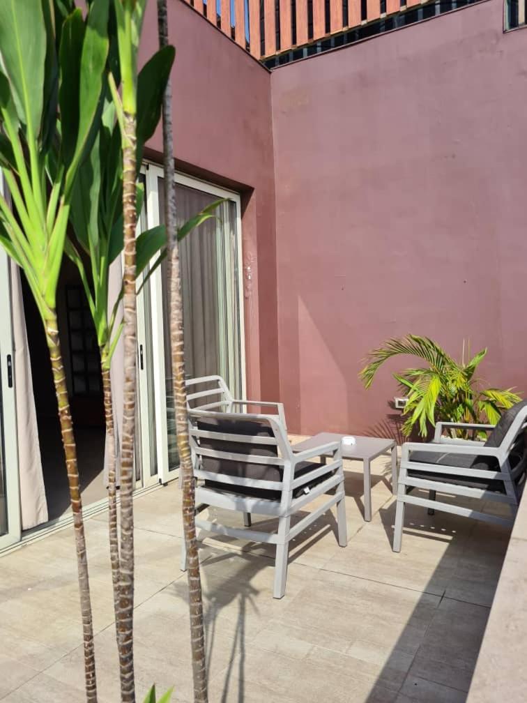 Roots Hotel Apartments Abidjan Eksteriør billede