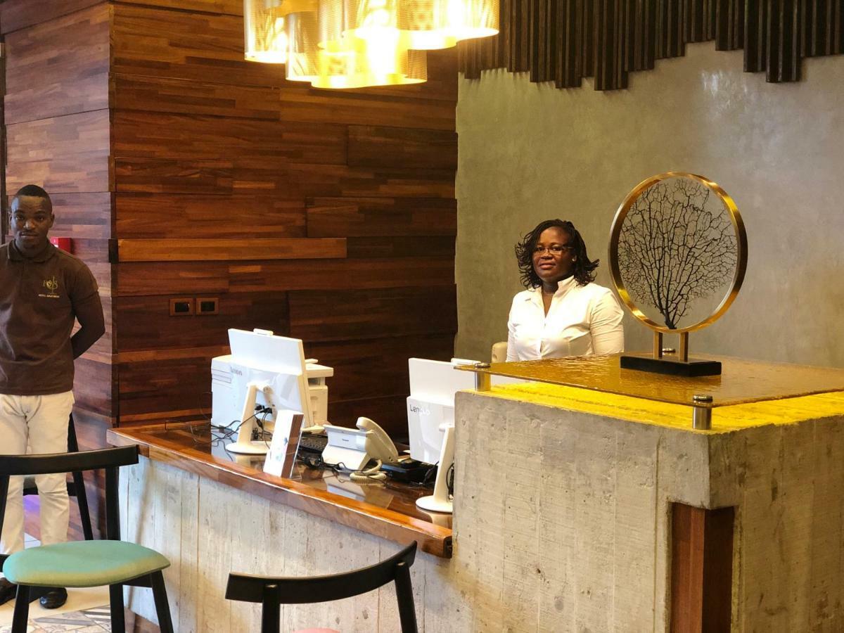 Roots Hotel Apartments Abidjan Eksteriør billede