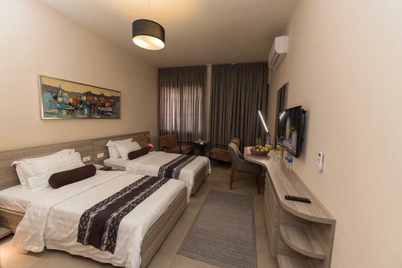Roots Hotel Apartments Abidjan Eksteriør billede