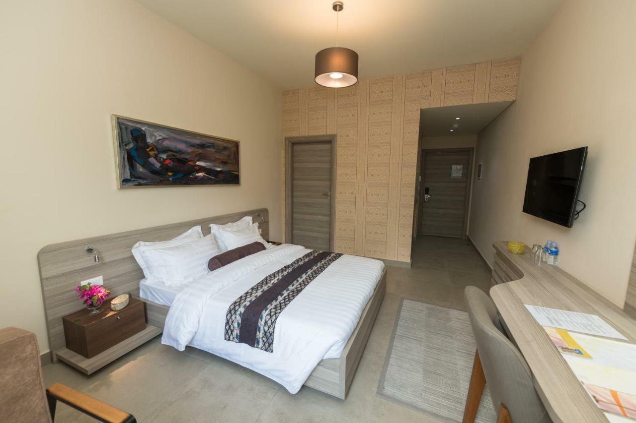 Roots Hotel Apartments Abidjan Eksteriør billede