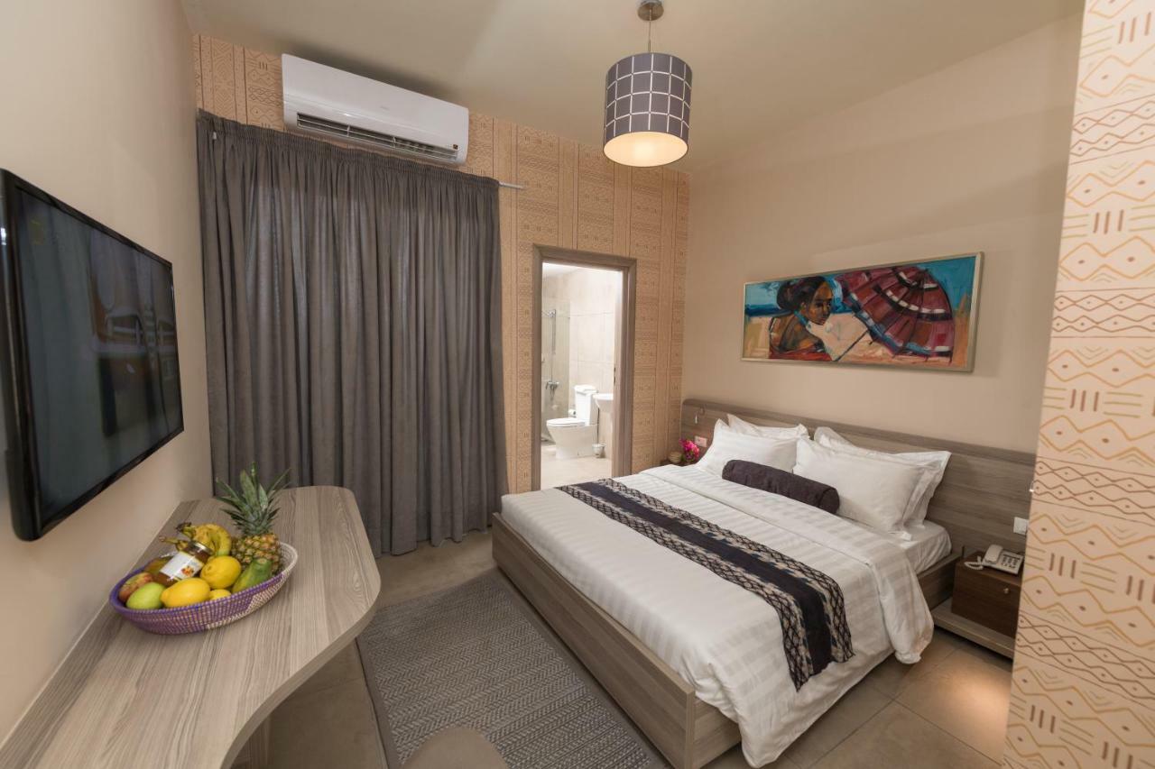 Roots Hotel Apartments Abidjan Eksteriør billede